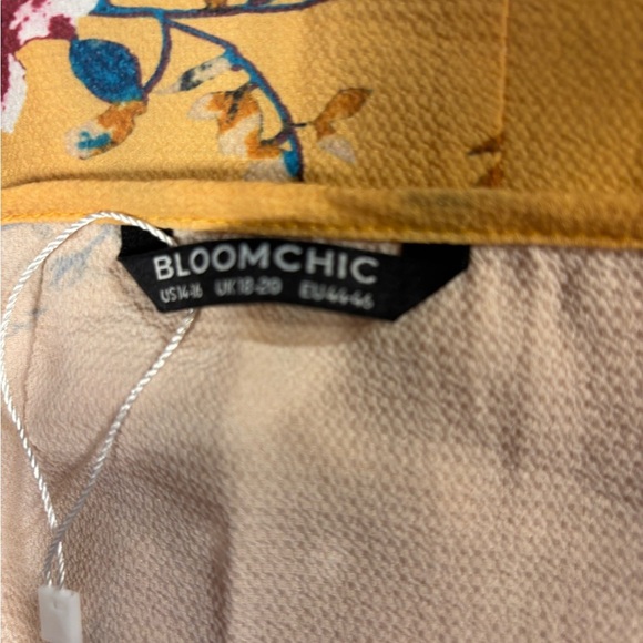 BloomChic Yellow Puff Sleeve Wrap Blouse - Picture 12 of 12